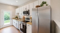 Building Photo - Creekside Unit at The Villages at Bear Creek!