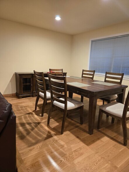 Building Photo - 12830 26th Ave S