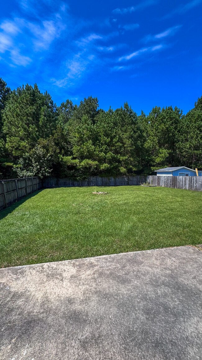 Building Photo - 4011 W.T. Whitehead Dr