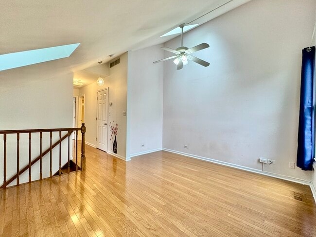 Building Photo - 2760 College Hill Cir