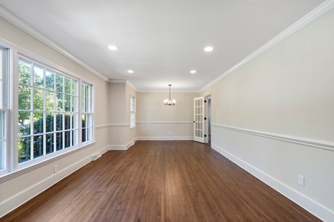 Building Photo - 5018 Beckford Dr