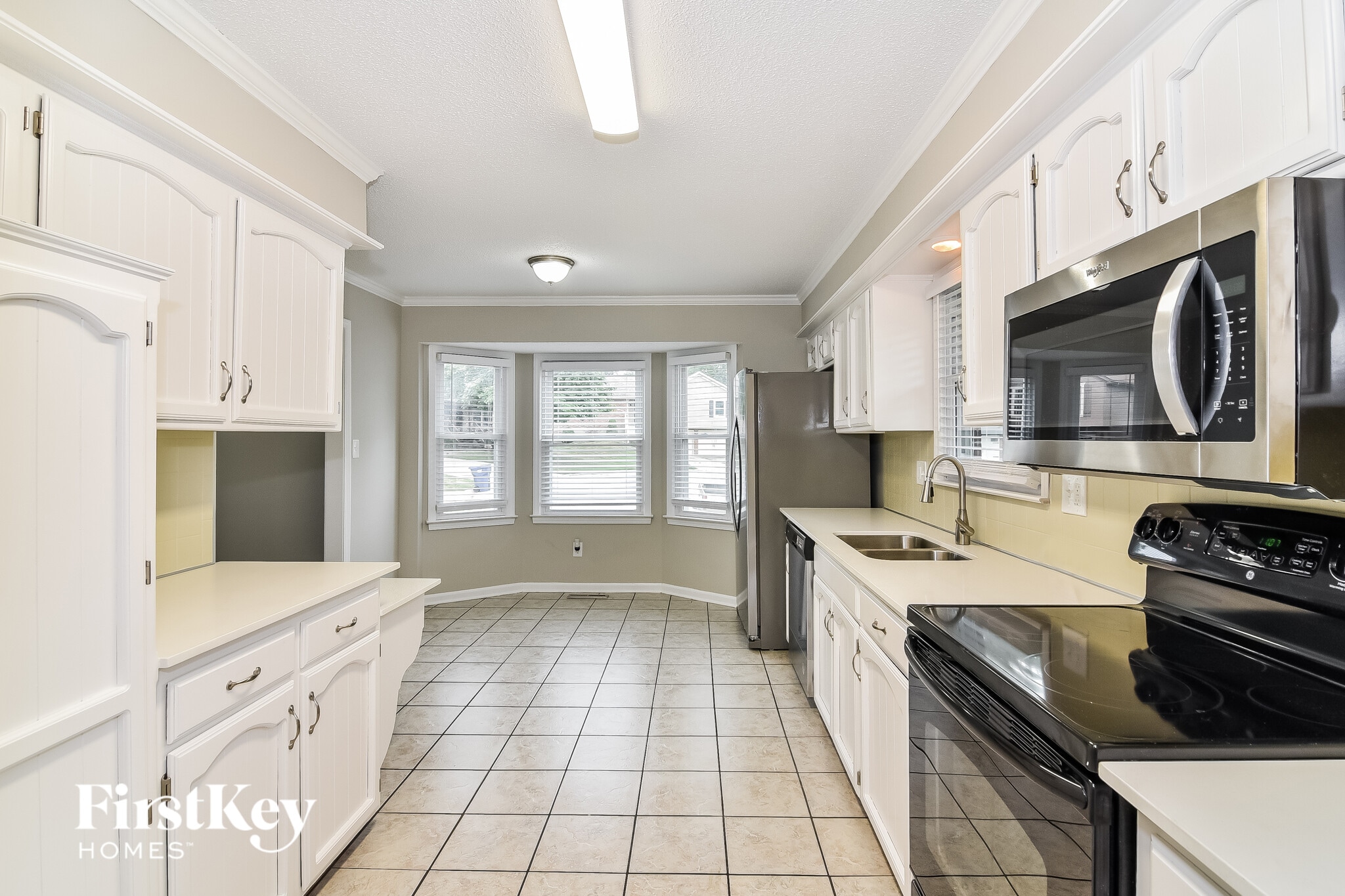 Building Photo - 229 SE Brownfield Dr