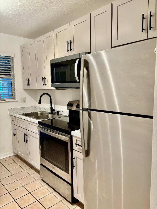 Building Photo - 24 Oriole Cir