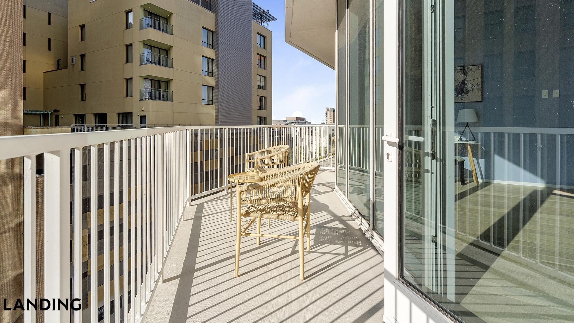 Building Photo - 143 E Commerce St