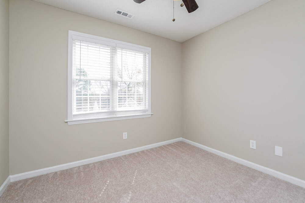 Building Photo - 1969 Shadow Glen Dr