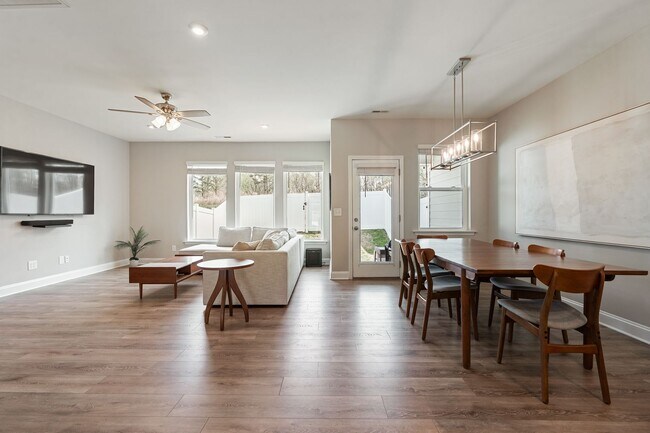 Building Photo - PARK FLEX STAYS - FULLY FURNISHED! Sunlit, Briar Chapel Retreat with Designer Finishes & Resort-S...