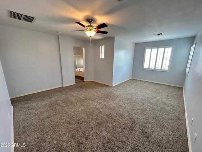 Building Photo - 4338 W Heyerdahl Dr