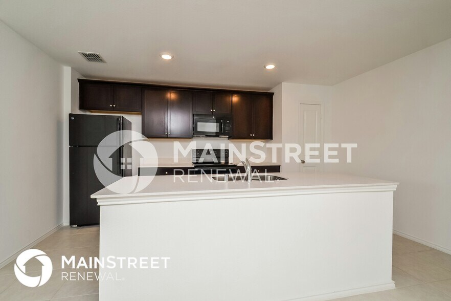 Building Photo - 122 Lemongrass Dr