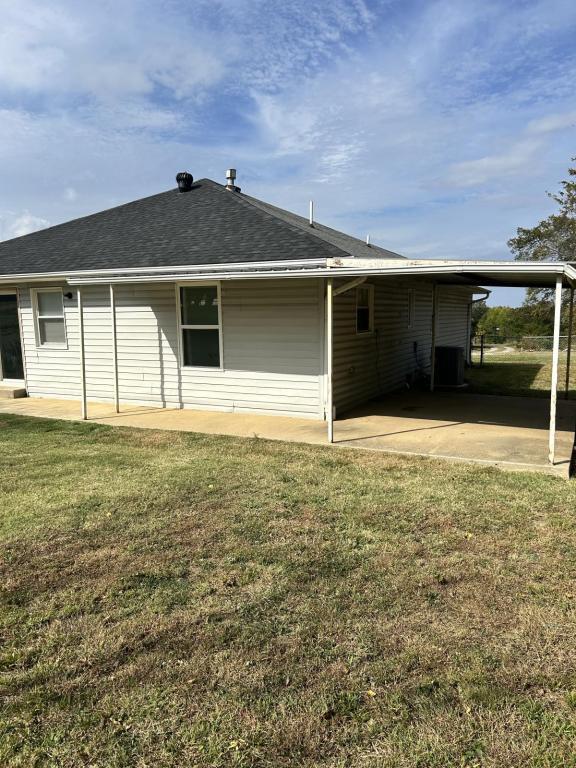 Building Photo - 3007 E Corona St