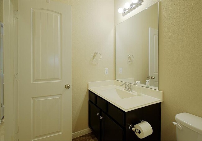 Building Photo - 21506 Cotton Valley Ln