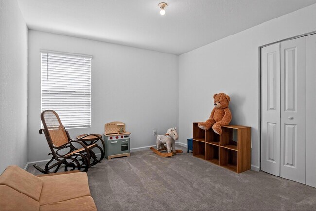 Building Photo - 760 Carlyle Wy