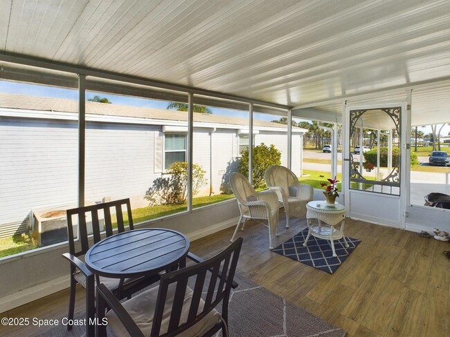 Building Photo - 7660 Kyak Ct