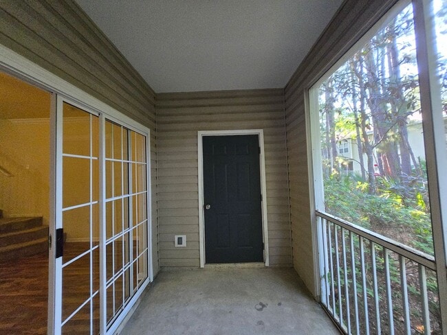 Building Photo - 2/2.5 Townhome in Magnolia Place