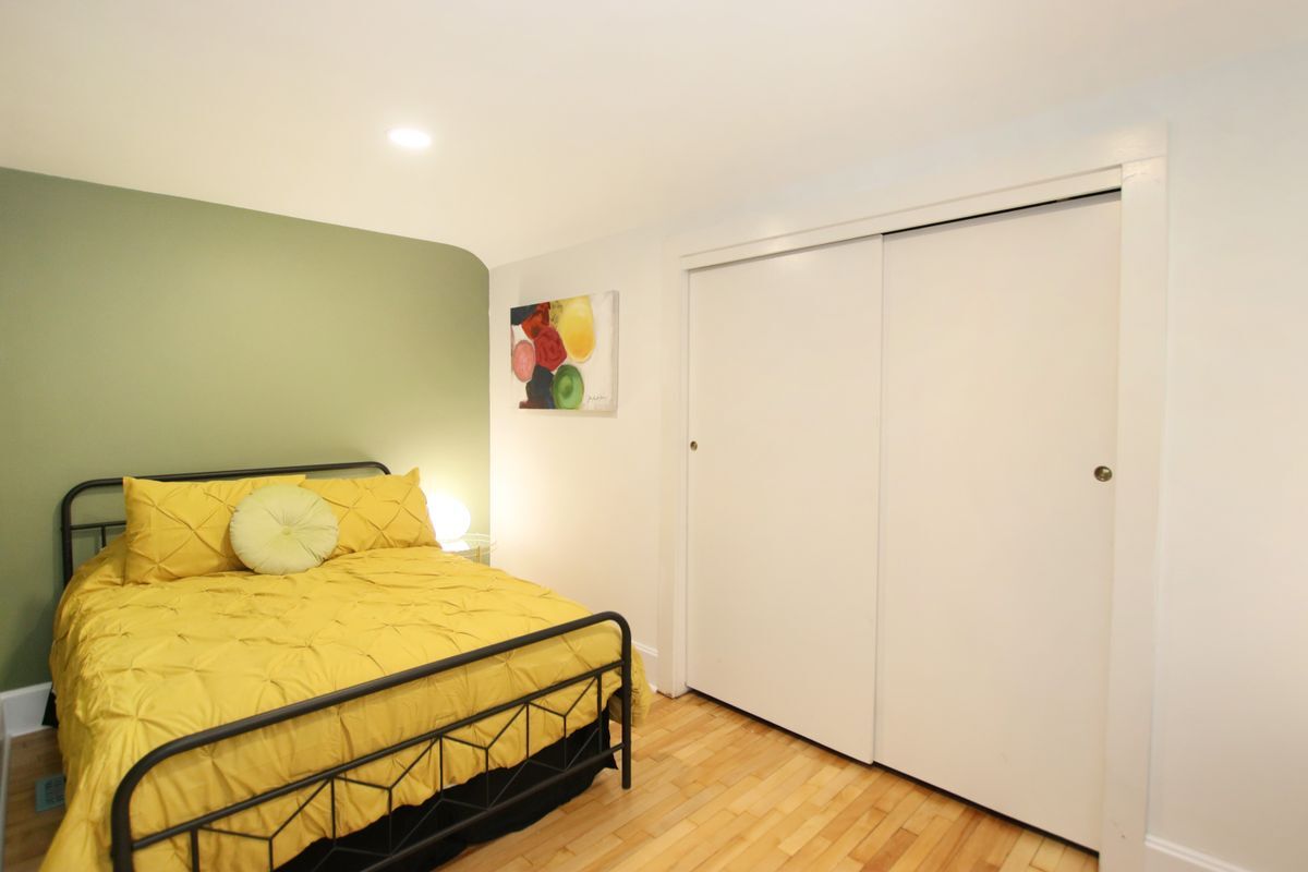 Building Photo - 27 15th St