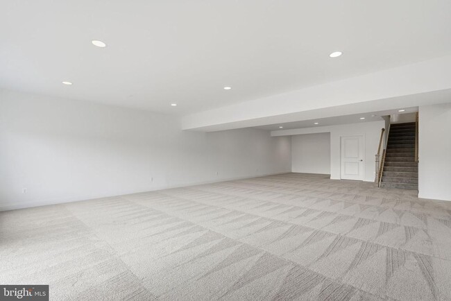 Building Photo - 112 BETONY Ct