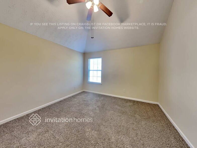 Building Photo - 4444 Grove Lake St SW