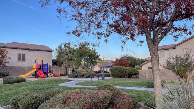 Building Photo - 721 E Caballo Hills Ave