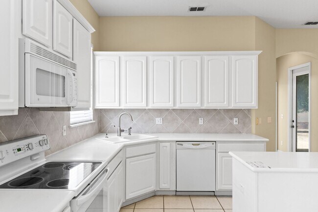 Building Photo - Avalon Park at Turtle Creek 3 bedroom home