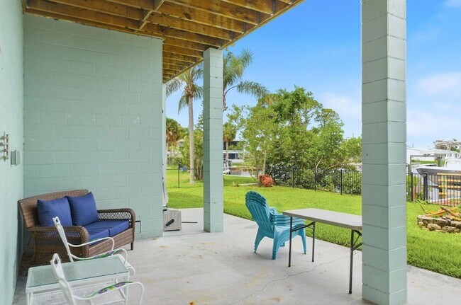 Building Photo - 6731 Arroyo Dr