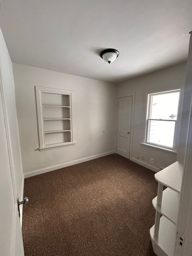 Building Photo - 540 Congress Ave