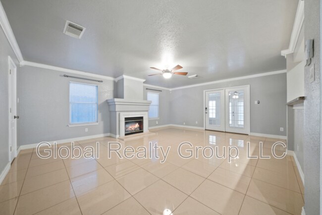 Building Photo - 11016 Forest Shower