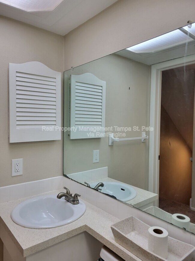 Building Photo - 12231 Magnolia Grove Ln