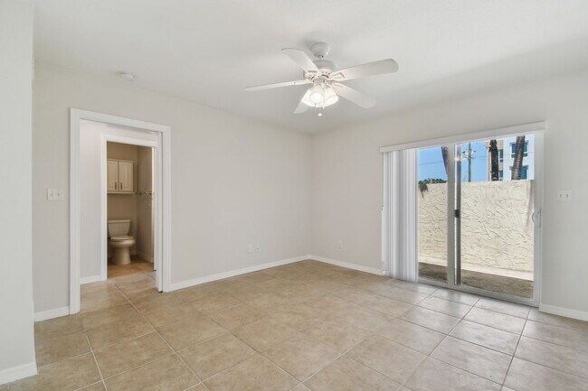 Building Photo - 345 Capri Blvd