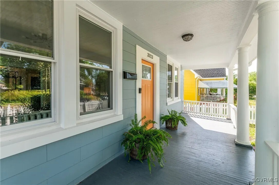 Building Photo - 3323 Woodrow Ave