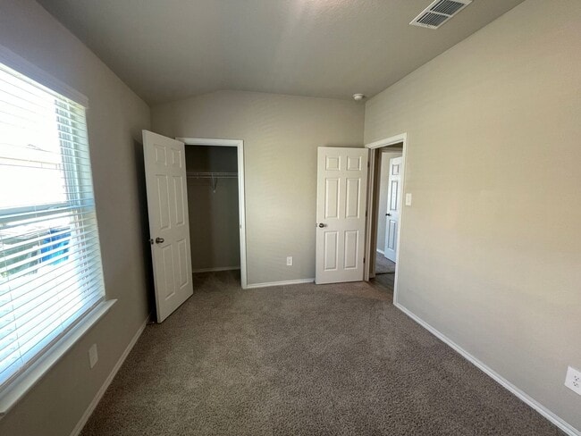 Building Photo - Beautiful Single-Story Rental Home in New Braunfels!