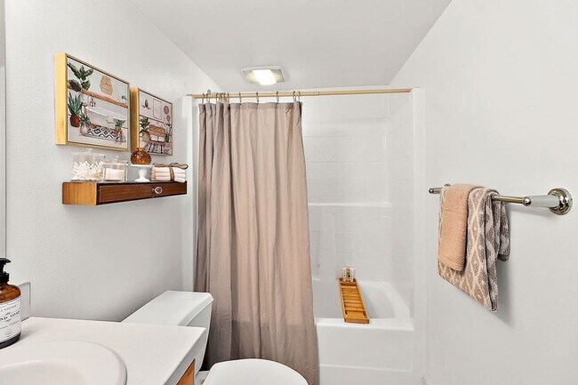 Building Photo - 2809 N Starr St