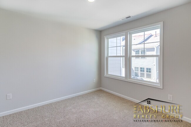 Building Photo - 507 Flat Ford Rd