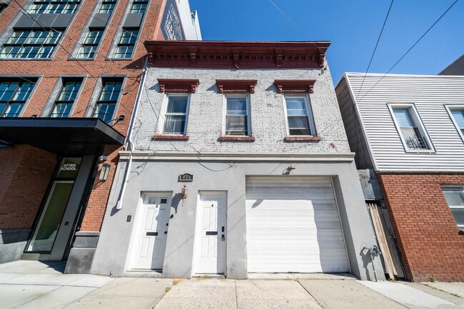 Building Photo - 416 Palisade Ave
