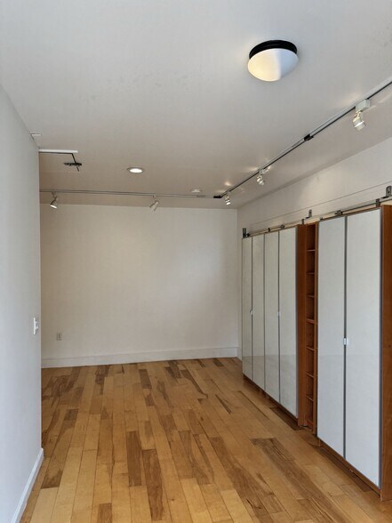 Building Photo - 2237 21st St