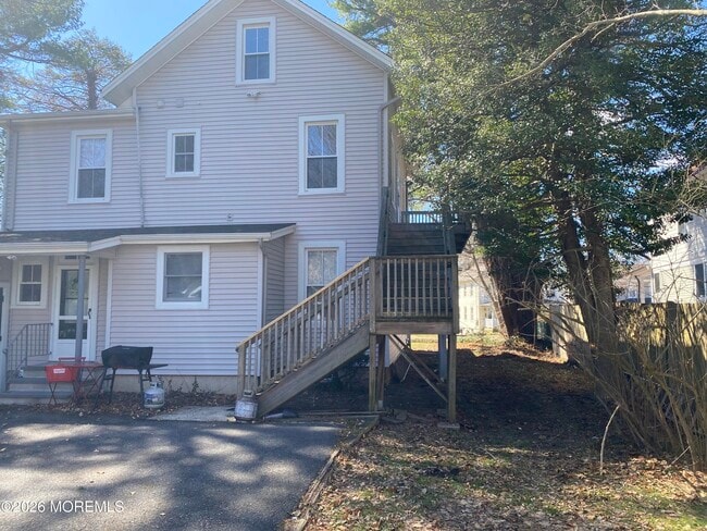 Building Photo - 94 Branch Ave