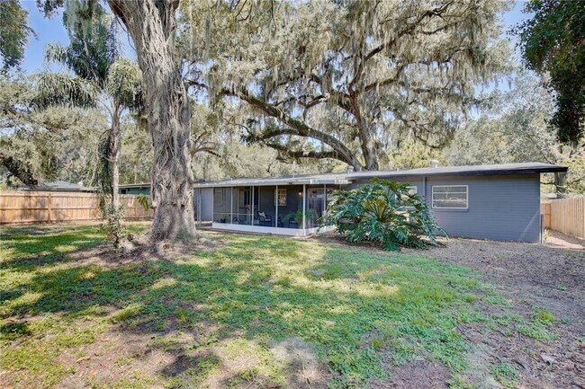 Building Photo - 2914 Lando Ln