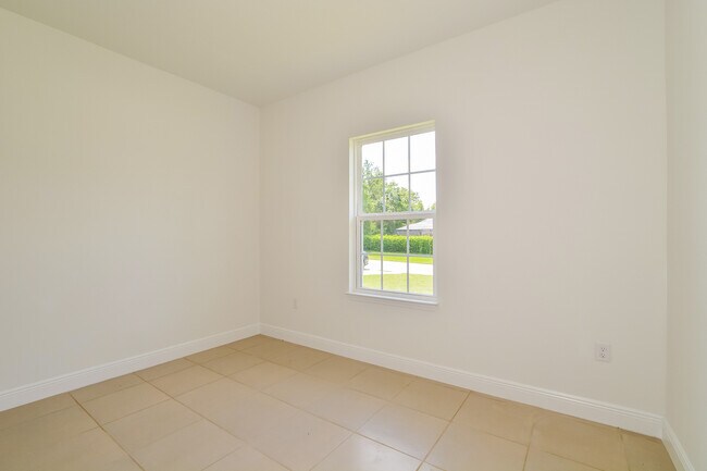 Building Photo - 15862 SW 27th Avenue Rd, Ocala, FL