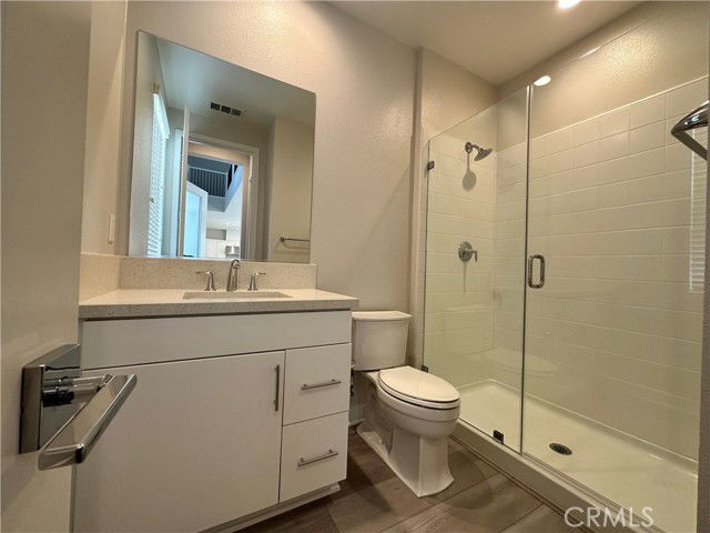 Building Photo - 150 Edna Pkwy