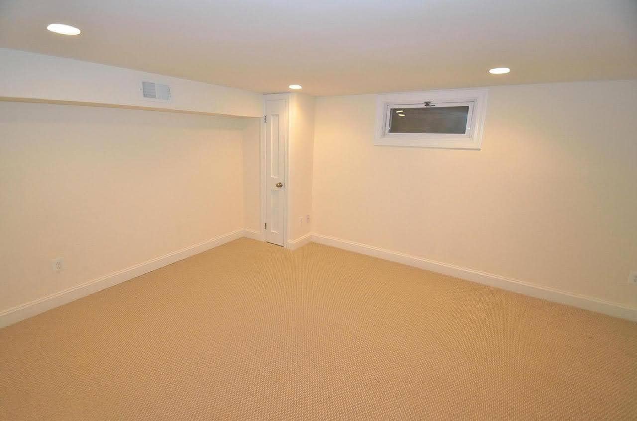 Building Photo - 209 Wesmond Dr