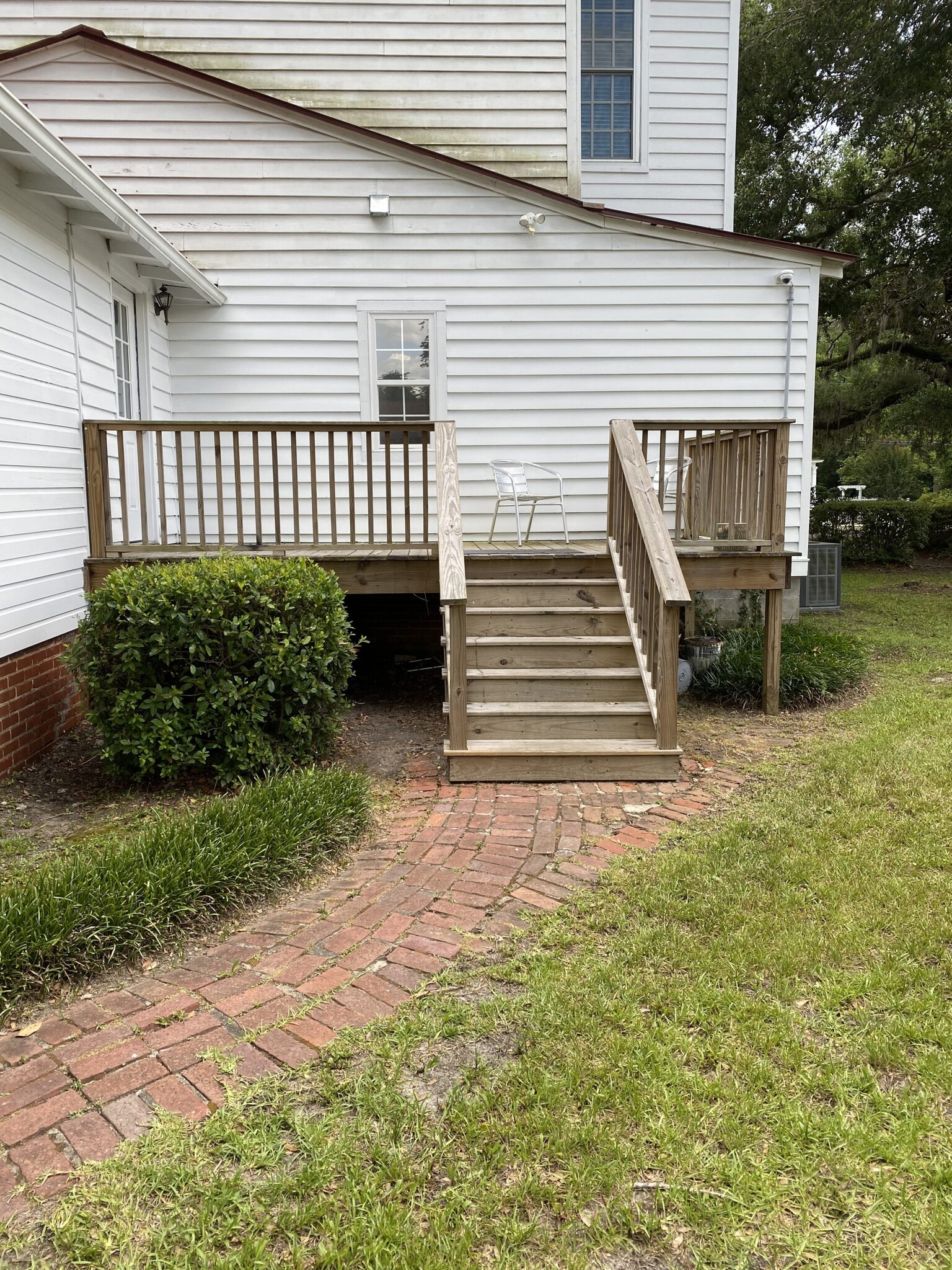 Back deck - 445 Hampton St