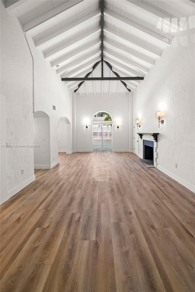 Building Photo - 2411 Biscayne Blvd