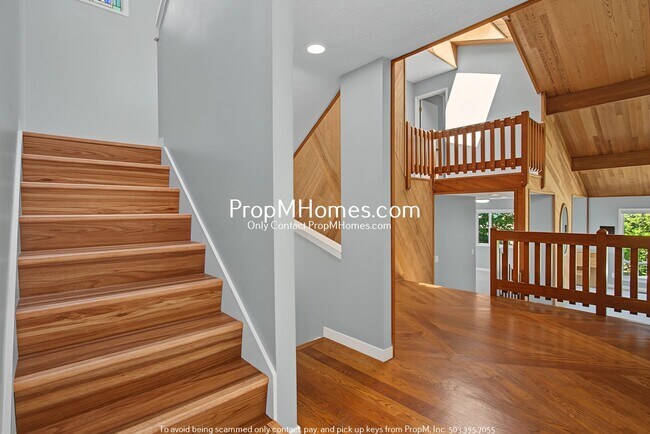 Building Photo - 8271 SW 184th Ave