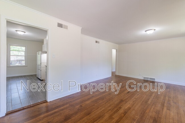 Building Photo - 6700 Blocker St