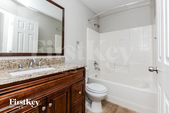Building Photo - 6109 Paddlefish Dr