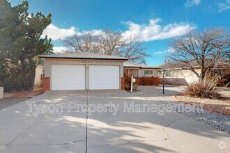 Building Photo - 2709 Cagua Dr