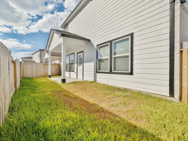 Building Photo - 8419 Sweet Cherry Ln