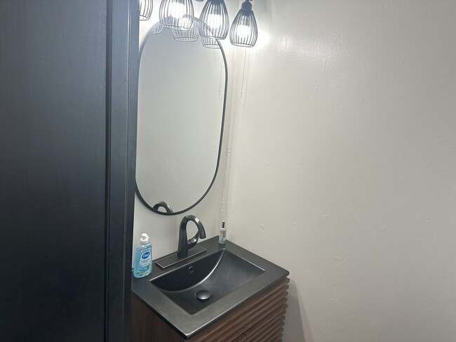 Building Photo - Beautifully Remodeled 2-Bedroom with Bonus...