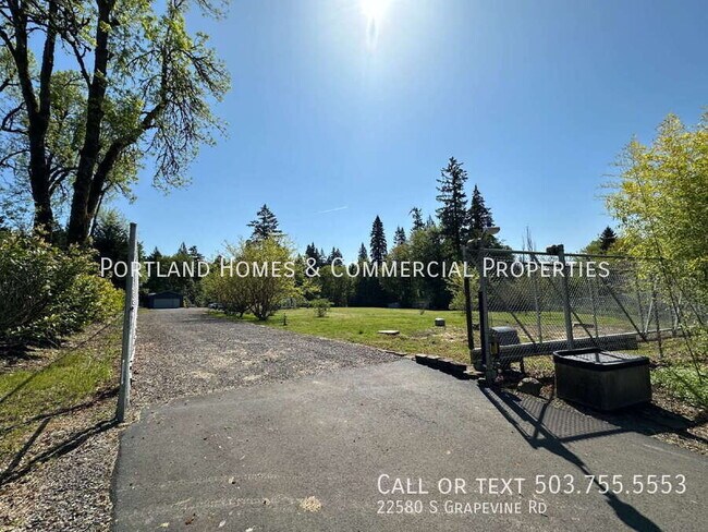 Building Photo - 22580 S Grapevine Rd