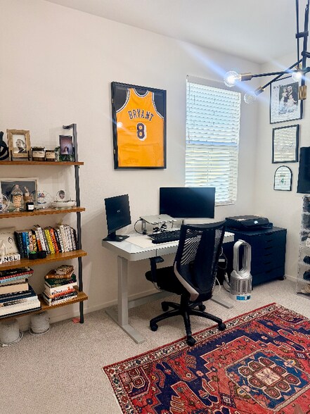 Building Photo - 113 Ave Citron