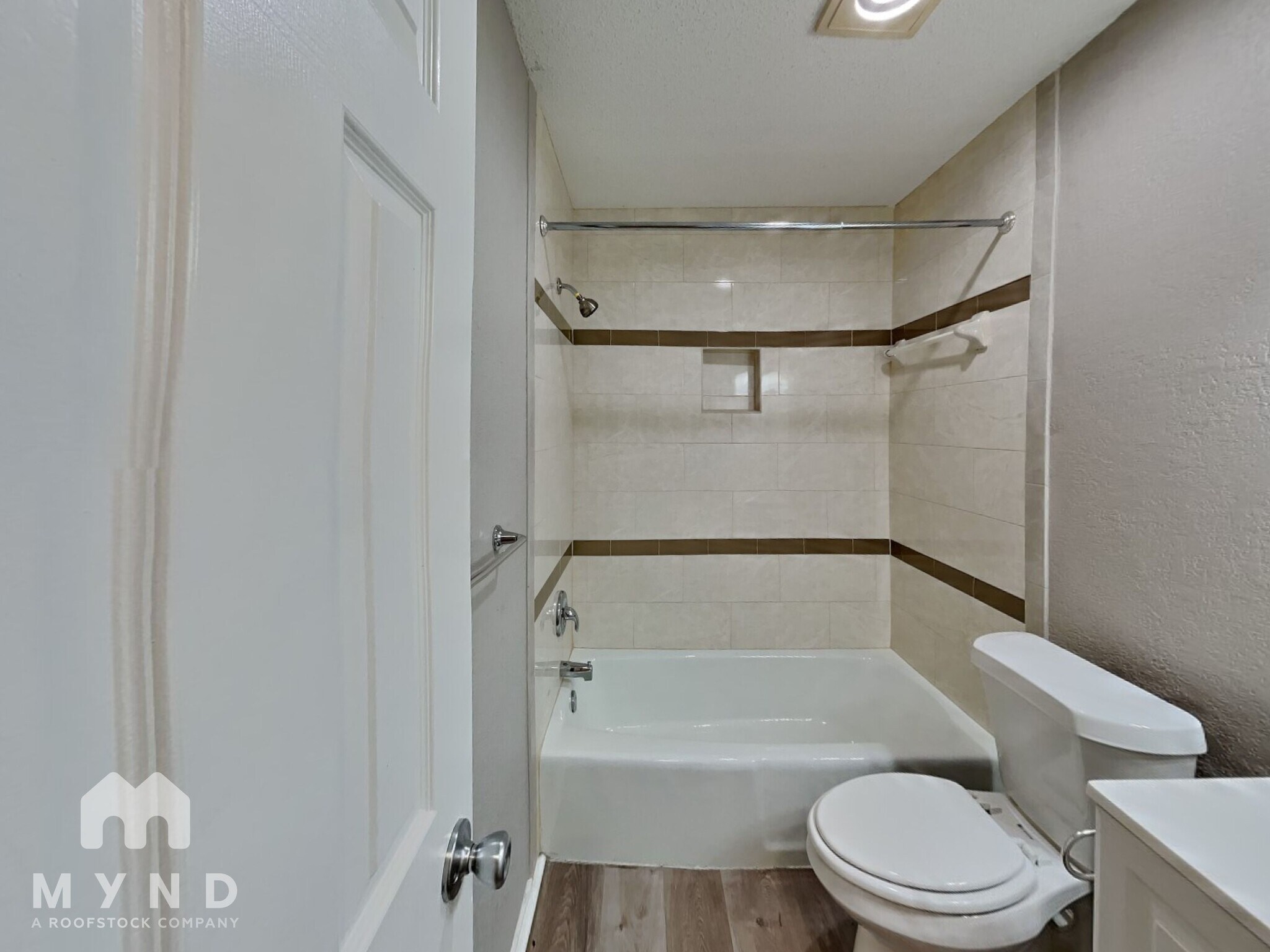 Building Photo - 1509 Brook Forest Dr
