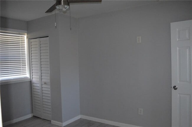 Building Photo - 1125 West Ave